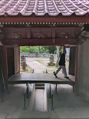 迦葉山龍華院弥勒護国寺（弥勒寺）の周辺