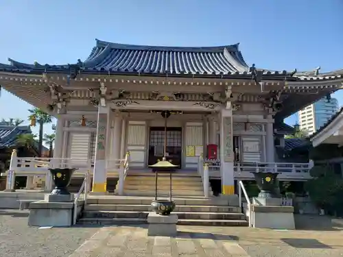 荘厳寺の本殿・本堂