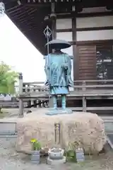 西善院の像