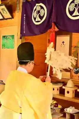 郡殿の池弁財天社(新潟県)