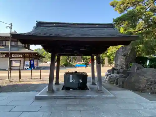 高幡不動尊　金剛寺の手水