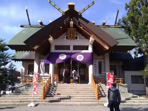 烈々布神社の本殿・本堂