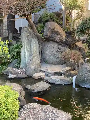 東光寺別院桜ヶ池不動院の庭園