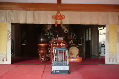 龍済寺の本殿・本堂