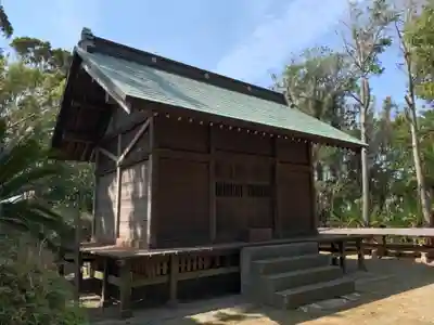 嚴嶋神社の本殿・本堂