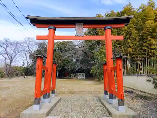 八幡社（丹陽町重吉）の鳥居