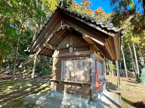 卑弥呼神社の建物その他