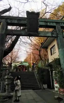 市谷亀岡八幡宮の鳥居