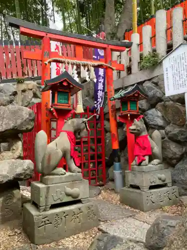 瓢箪山稲荷神社の狛犬