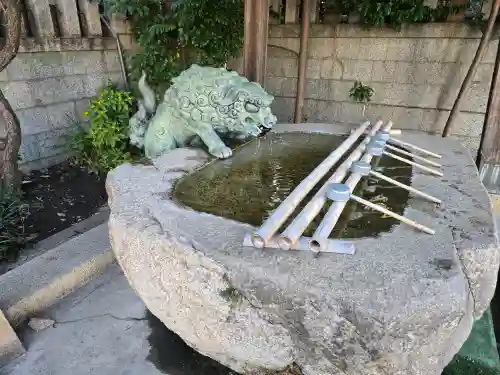 河内國魂神社の{uncategorized: "未分類", other: "その他", undefined: "問題あり", building: "その他建物", grave: "お墓", sacred_gate: "鳥居", guardian: "狛犬", statue: "像", buddha: "仏像", history: "歴史", nature: "自然", garden: "庭園", animal: "動物", pagoda: "塔", temizu: "手水舎", mountain_gate: "山門・神門", sanctuary: "本殿・本堂", subordinate: "末社・摂社", art: "芸術", scenery: "景色", jizo: "地蔵", ema: "絵馬", goshuin: "御朱印", omikuji: "おみくじ", items: "授与品その他", amulet: "お守り", goshuincho: "御朱印帳", eats: "食事", festival: "お祭り", votive_dance: "神楽", shichigosan: "七五三参", wedding: "結婚式", experience: "体験その他", initially: "初詣", around: "周辺", anti_infection: "感染症対策"}