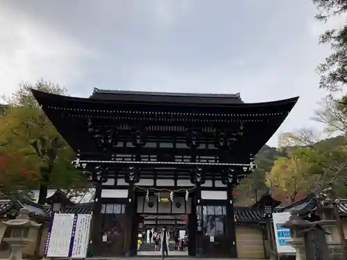 松尾大社の山門・神門