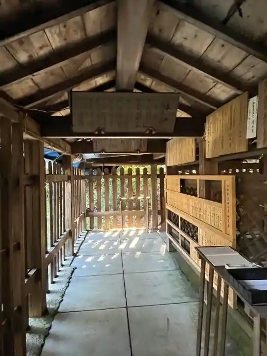 關蝉丸神社下社の本殿・本堂