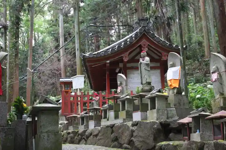 宝山寺奥之院(奈良県)