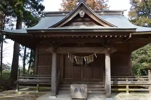 高岡神社の本殿・本堂