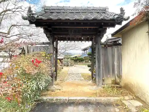 林徳寺の山門