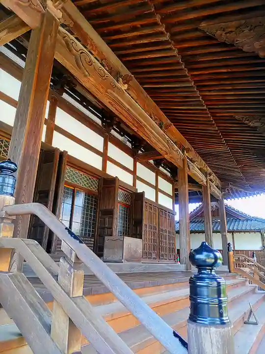 萬福寺の本殿・本堂