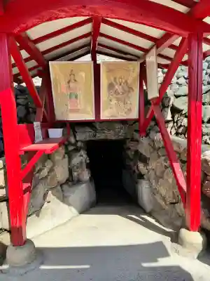 正善寺の{uncategorized: "未分類", other: "その他", undefined: "問題あり", building: "その他建物", grave: "お墓", sacred_gate: "鳥居", guardian: "狛犬", statue: "像", buddha: "仏像", history: "歴史", nature: "自然", garden: "庭園", animal: "動物", pagoda: "塔", temizu: "手水舎", mountain_gate: "山門・神門", sanctuary: "本殿・本堂", subordinate: "末社・摂社", art: "芸術", scenery: "景色", jizo: "地蔵", ema: "絵馬", goshuin: "御朱印", omikuji: "おみくじ", items: "授与品その他", amulet: "お守り", goshuincho: "御朱印帳", eats: "食事", festival: "お祭り", votive_dance: "神楽", shichigosan: "七五三参", wedding: "結婚式", experience: "体験その他", initially: "初詣", around: "周辺", anti_infection: "感染症対策"}