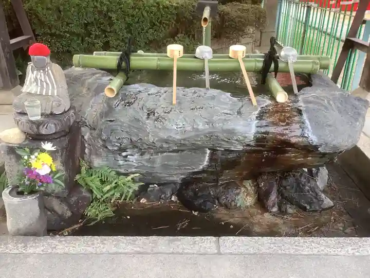 建中寺の手水舎