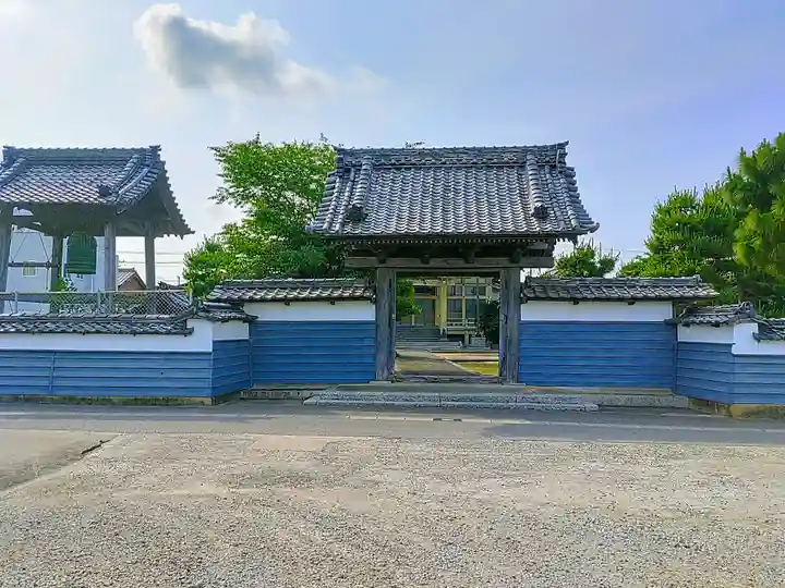 栄願寺の山門・神門