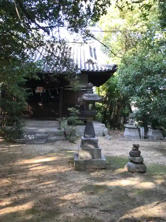 宇夫階神社の末社・摂社