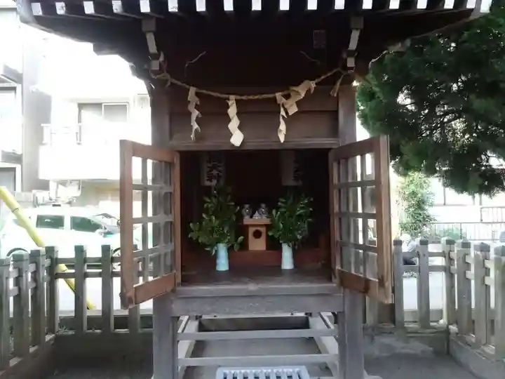 八幡神社の本殿・本堂