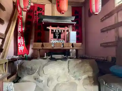 和銅稲荷大明神(埼玉県)