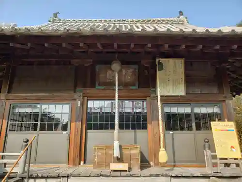 霊丘神社の本殿・本堂