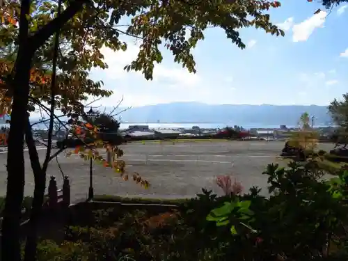 諏訪大社下社秋宮の周辺