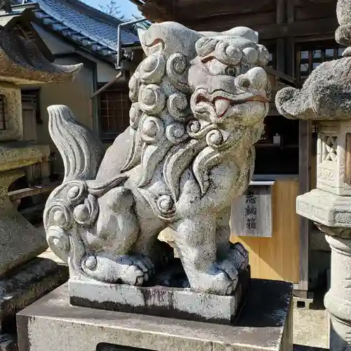 殖栗神社の狛犬