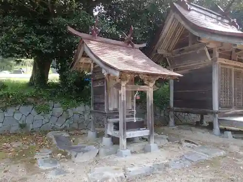 兎上神社の末社・摂社