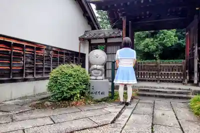 世尊院（曼陀羅寺塔頭）の像