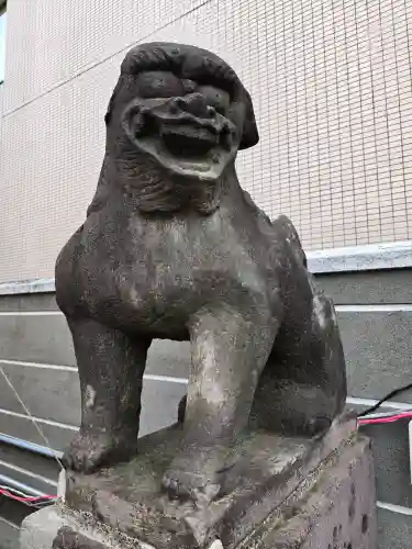 花園神社の狛犬