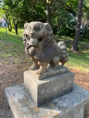 芭露神社の狛犬