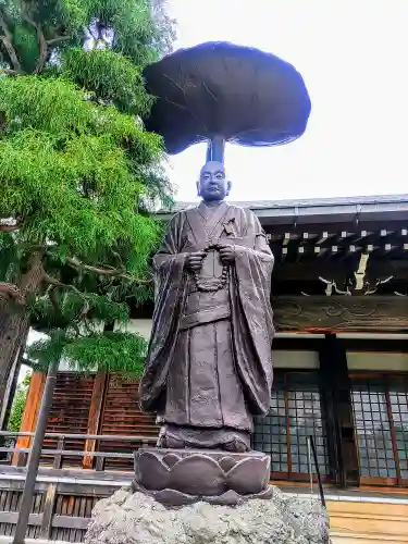 正明寺の像