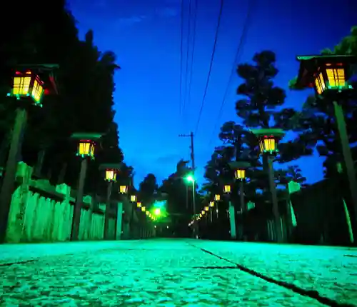 艮神社の建物その他