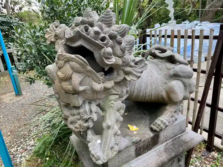 児玉神社の狛犬