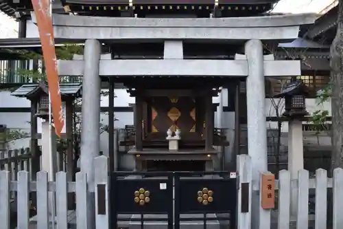 鳥越神社の末社