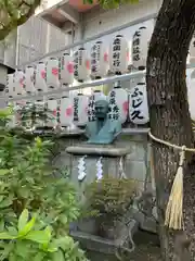 サムハラ神社の像