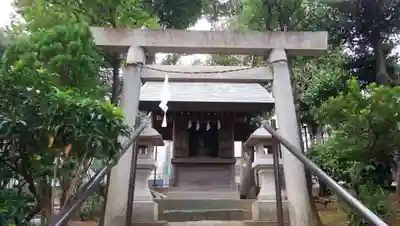 稲荷神社の鳥居