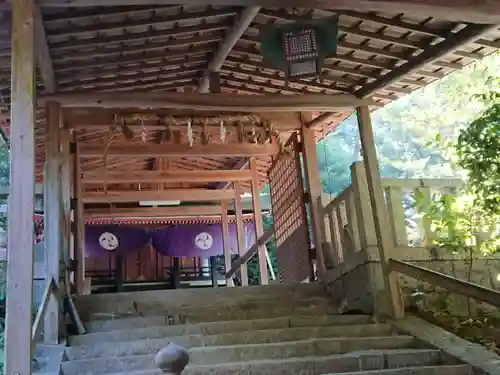 八幡神社の本殿・本堂