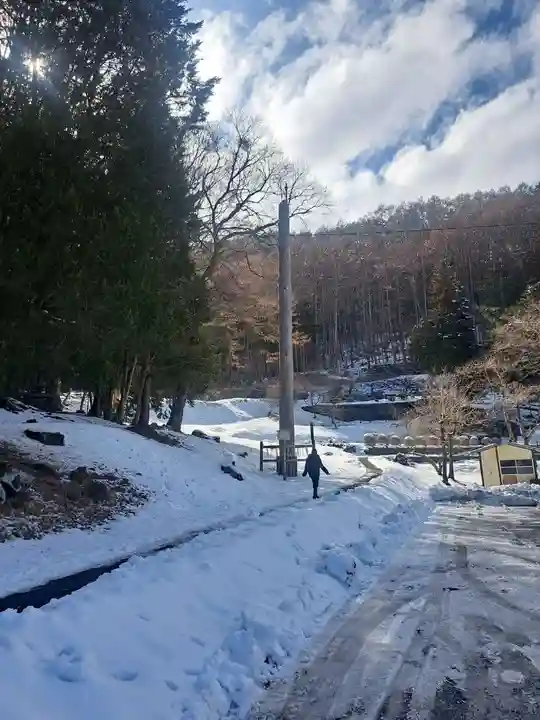 諏訪大社上社前宮(長野県)