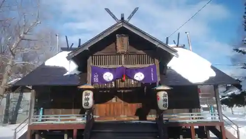 紅葉山神社の本殿