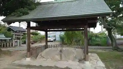 鳥出神社の手水舎