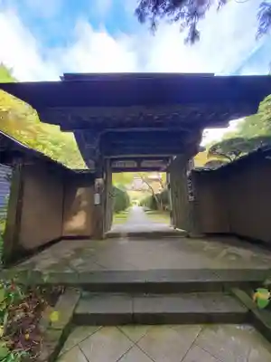 安楽寺の山門・神門