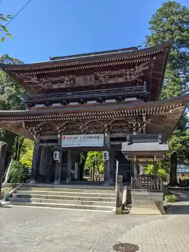 華厳寺の山門