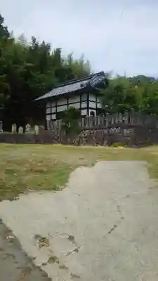 常光寺岡田観音堂の末社・摂社