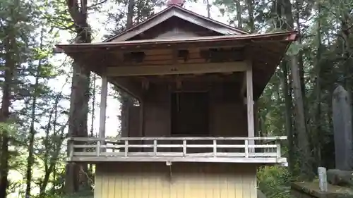 小森神社の本殿