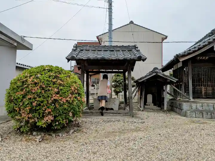 清安寺の手水舎