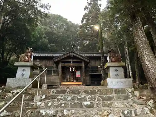 八幡宮の本殿・本堂
