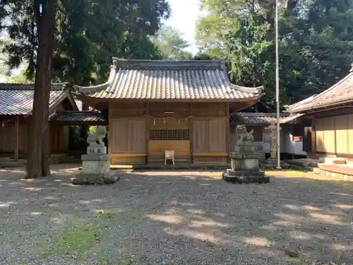 南宮御旅神社の本殿・本堂